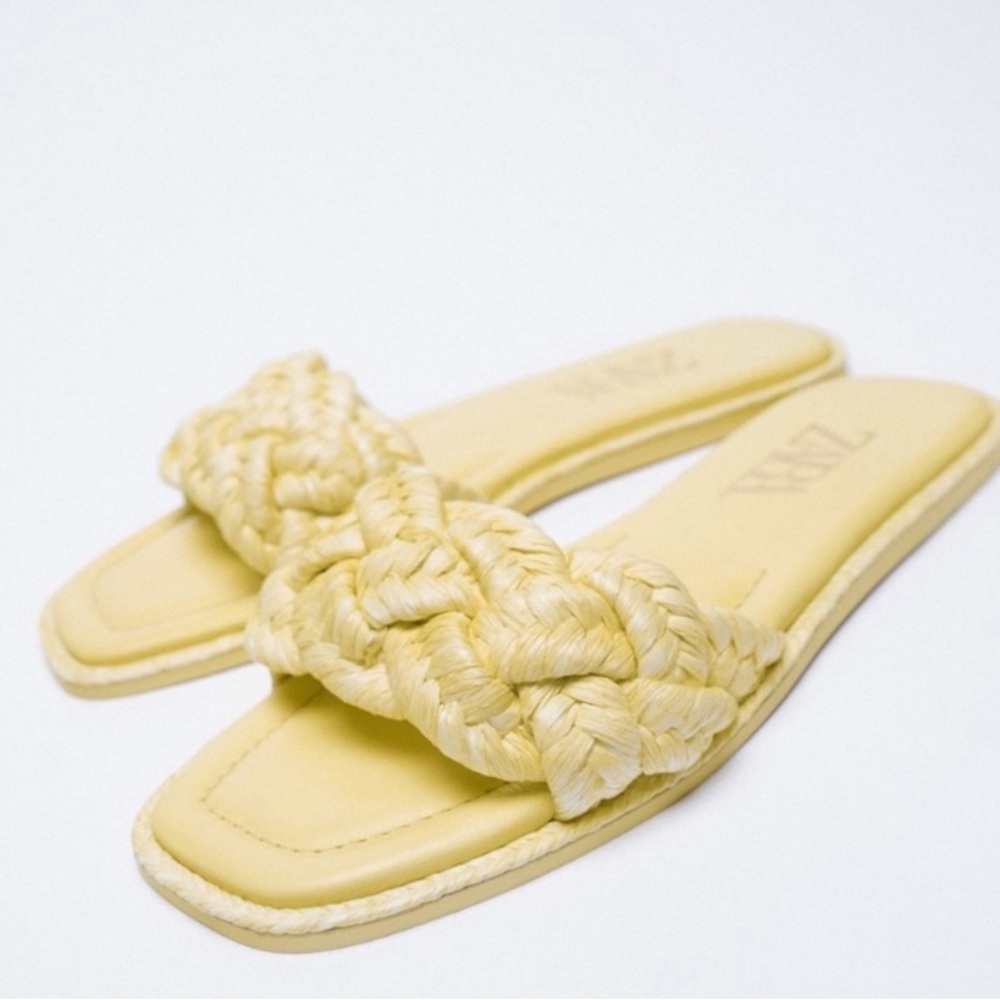 Zara Pastel Yellow Woven Raffia Braided Strap Slip On Open Toe Flat Sandals 39